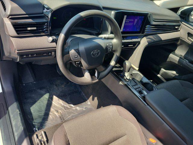 Photo of 2025 Ice Cap Toyota Camry