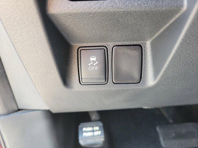 Photo of 2022 Red Alert Nissan Frontier
