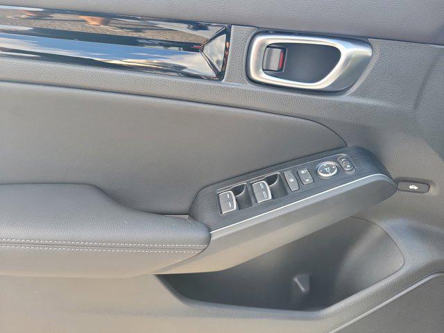 Photo of 2024 Gray Honda Civic