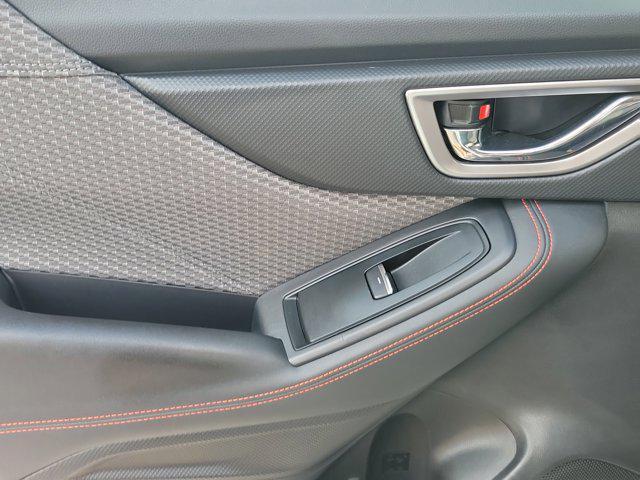 Photo of 2020 Ice Silver Metallic Subaru Forester