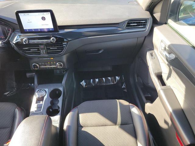 Photo of 2023 ATLAS BLUE METALLIC Ford Escape