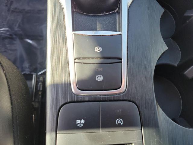 Photo of 2023 ATLAS BLUE METALLIC Ford Escape