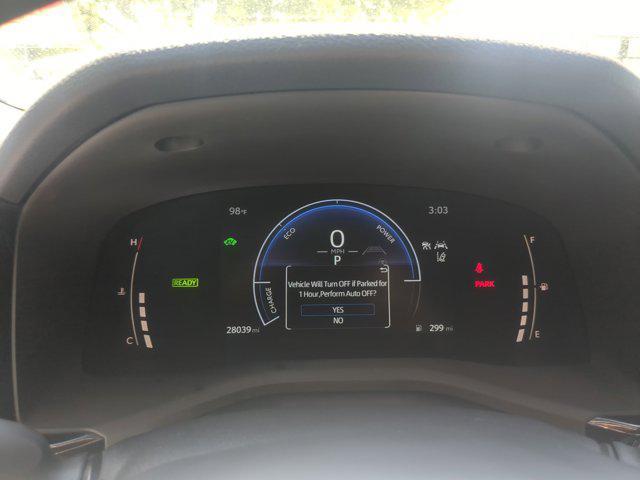 Photo of 2025 Ice Cap Toyota Camry