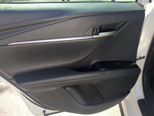 Photo of 2025 Ice Cap Toyota Camry