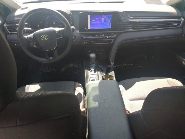 Photo of 2025 Ice Cap Toyota Camry