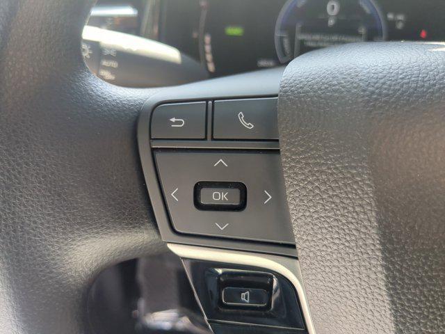 Photo of 2025 Ice Cap Toyota Camry