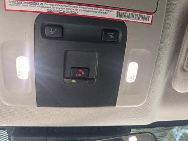 Photo of 2025 Ice Cap Toyota Camry