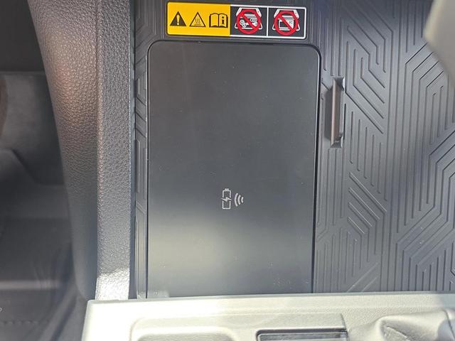 Photo of 2025 Black Toyota 4Runner Hybrid