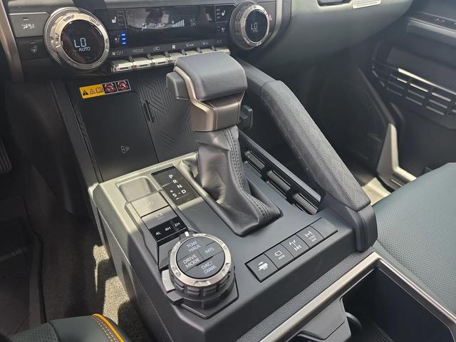 Photo of 2025 Black Toyota 4Runner Hybrid