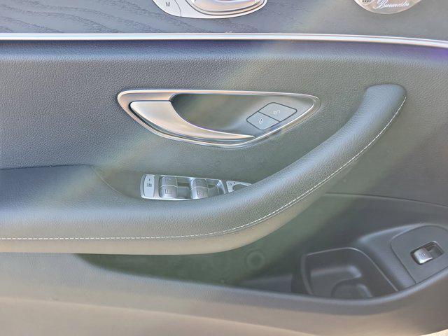Photo of 2019 Black Mercedes-Benz E-Class