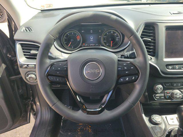 Photo of 2023 Granite Crystal Metallic Clearcoat Jeep Cherokee