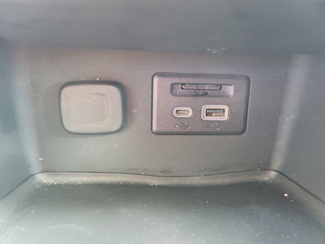 Photo of 2023 Summit White GMC Acadia
