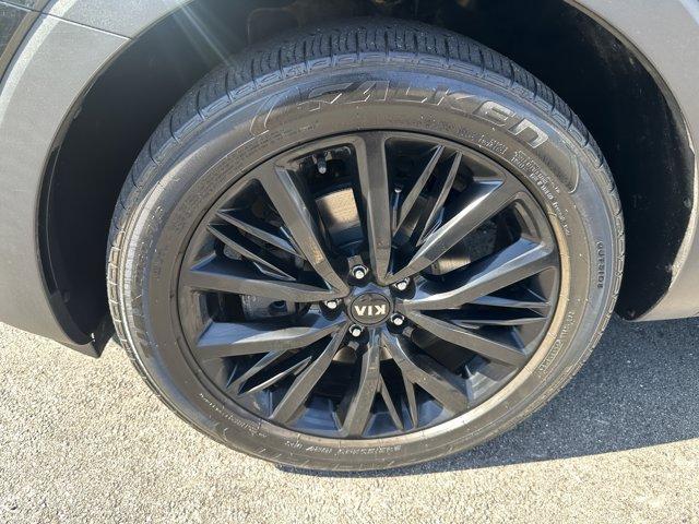 Photo of 2020 Ebony Black Kia Telluride