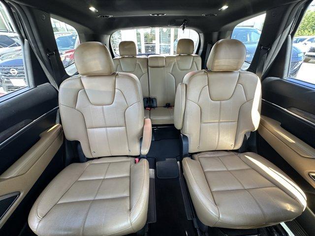 Photo of 2020 Ebony Black Kia Telluride