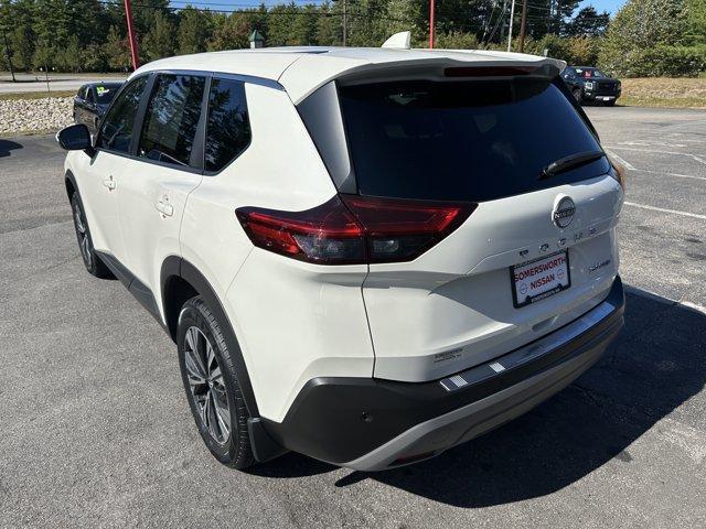 Photo of 2023 White Nissan Rogue