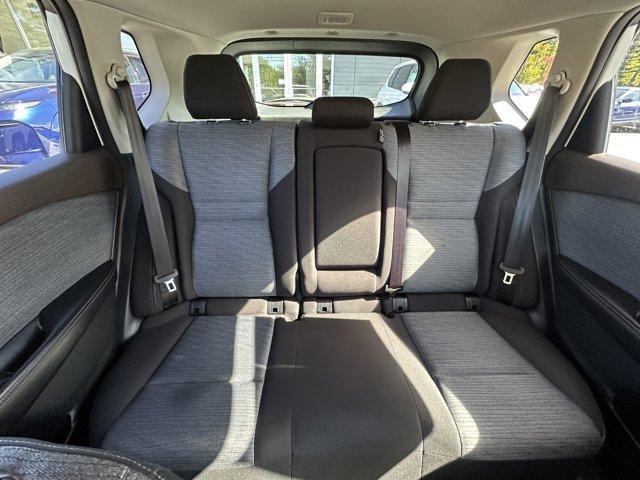 Photo of 2023 White Nissan Rogue