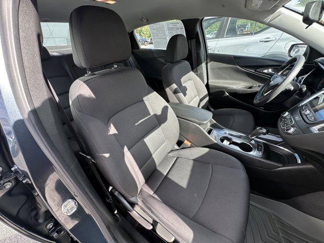 Photo of 2019 Shadow Gray Metallic Chevrolet Malibu