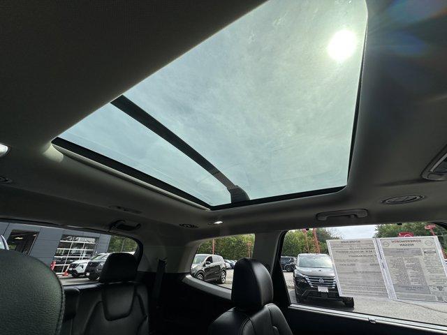 Photo of 2021 Sangria Red Kia Telluride