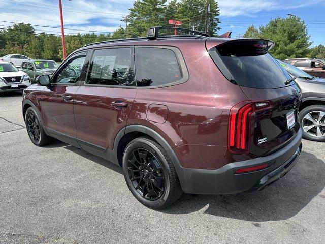 Photo of 2021 Sangria Red Kia Telluride