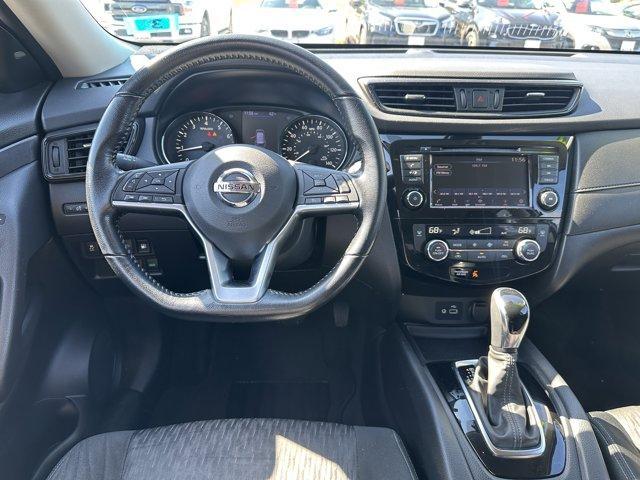 Photo of 2020 Gun Metallic Nissan Rogue
