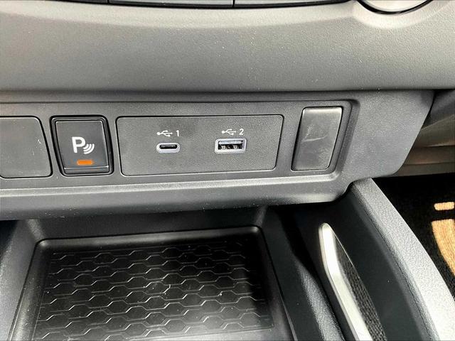 Photo of 2025 Gun Metallic Nissan Frontier