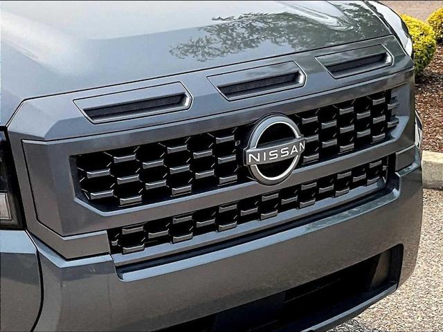 Photo of 2025 Gun Metallic Nissan Frontier