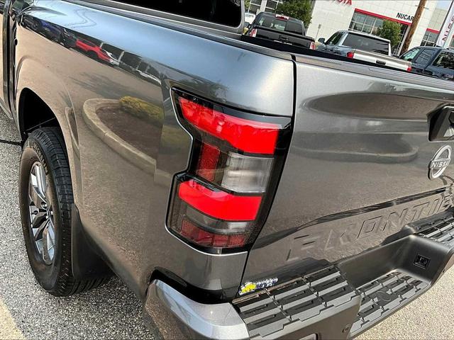 Photo of 2025 Gun Metallic Nissan Frontier