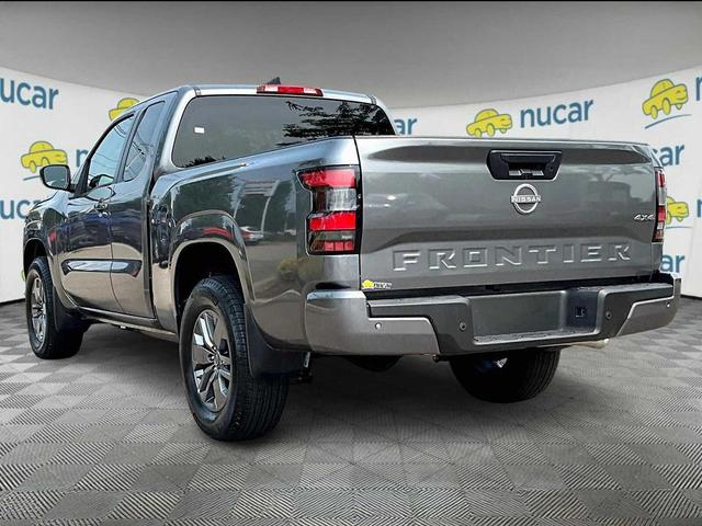 Photo of 2025 Gun Metallic Nissan Frontier