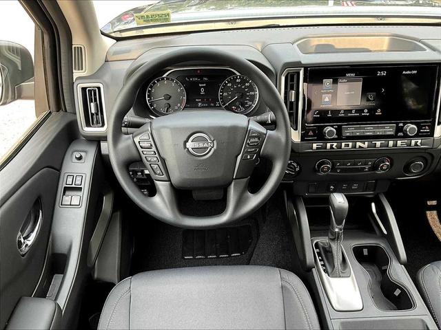Photo of 2025 Gun Metallic Nissan Frontier