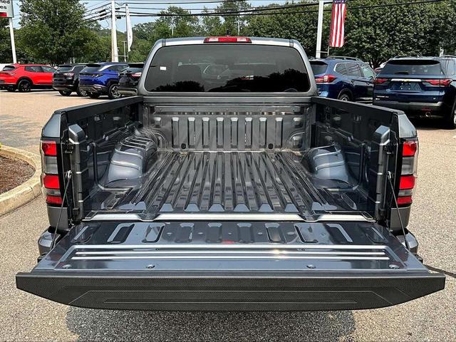 Photo of 2025 Gun Metallic Nissan Frontier