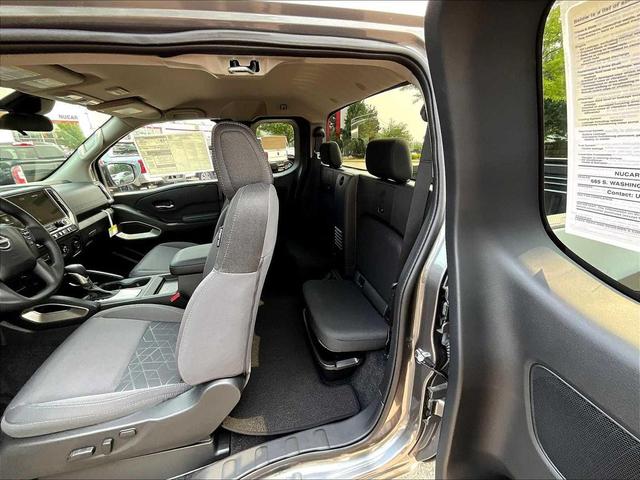 Photo of 2025 Gun Metallic Nissan Frontier