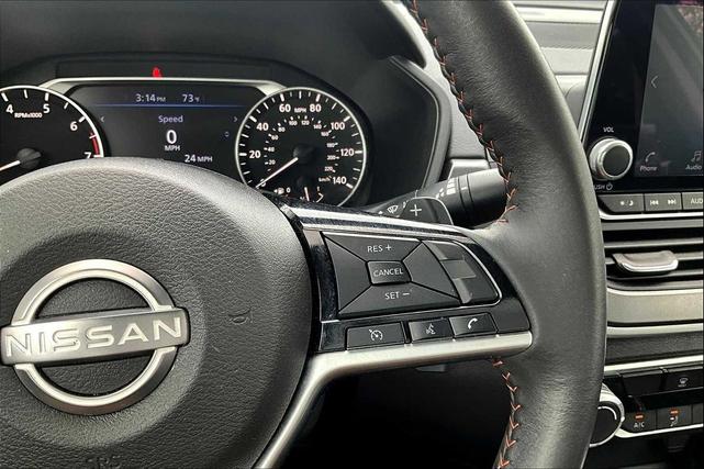 Photo of 2023 Gray Sky Pearl Nissan Altima