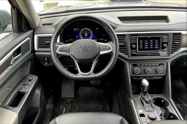Photo of 2022 Pyrite Silver Metallic Volkswagen Atlas