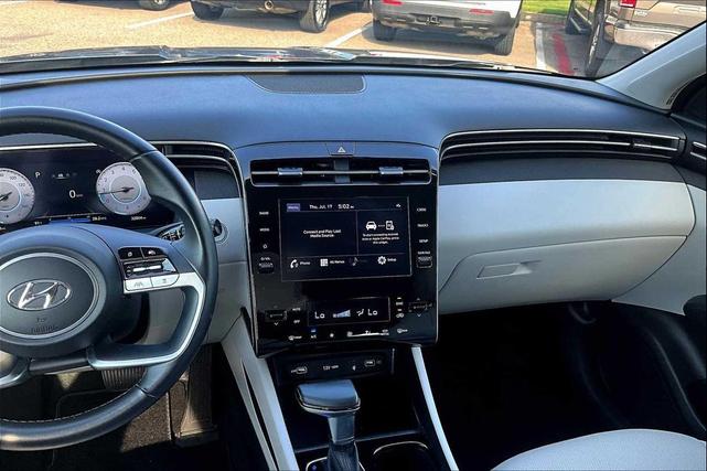 Photo of 2023 Amazon Gray Hyundai TUCSON