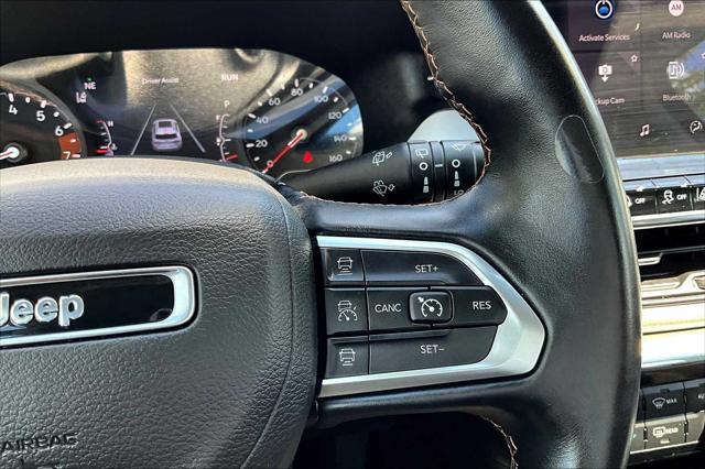 Photo of 2022 Diamond Black Crystal Pearlcoat Jeep Compass