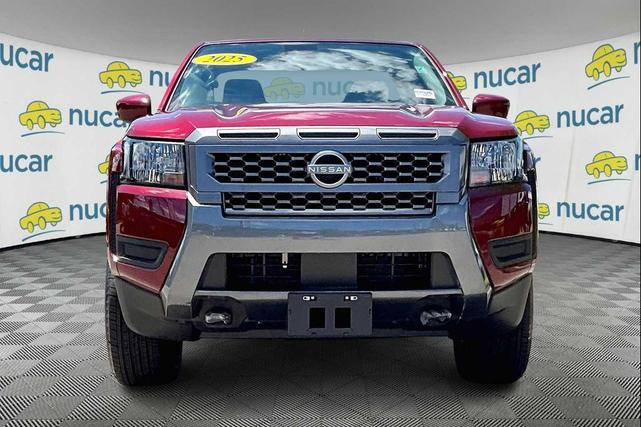 Photo of 2025 Cardinal Red Metallic Tricoat Nissan Frontier