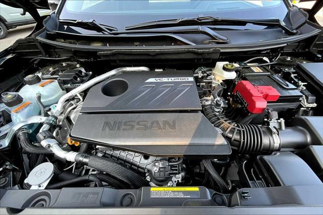 Photo of 2025 Super Black Nissan Rogue