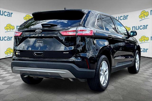 Photo of 2023 Agate Black Metallic Ford Edge