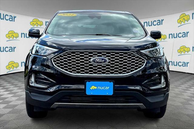 Photo of 2023 Agate Black Metallic Ford Edge