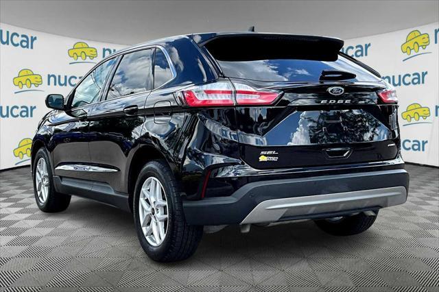 Photo of 2023 Agate Black Metallic Ford Edge