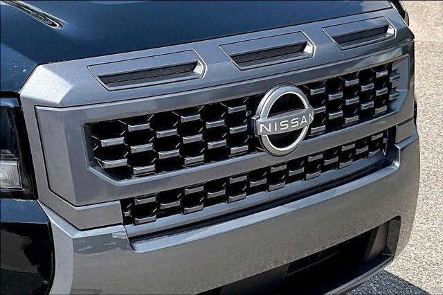 Photo of 2025 Super Black Nissan Frontier