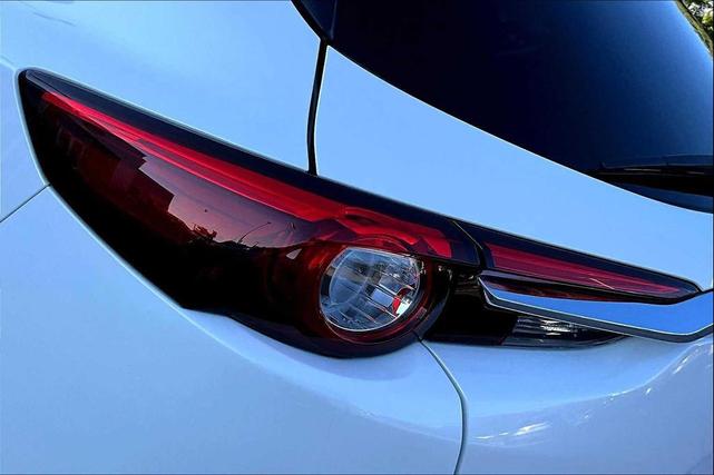 Photo of 2022 Snowflake White Pearl Mica Mazda CX-9