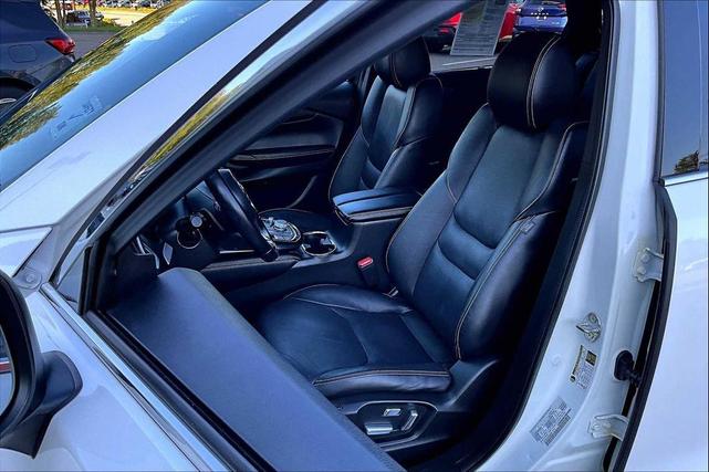 Photo of 2022 Snowflake White Pearl Mica Mazda CX-9