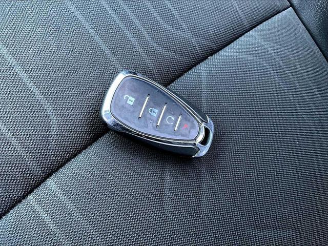 Photo of 2022 Shadow Gray Metallic Chevrolet Trax