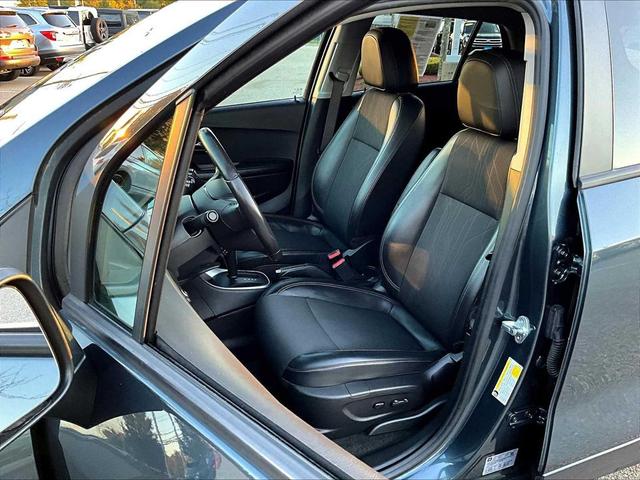 Photo of 2022 Shadow Gray Metallic Chevrolet Trax