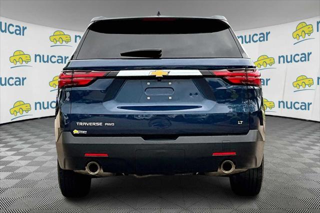 Photo of 2023 Northsky Blue Metallic Chevrolet Traverse