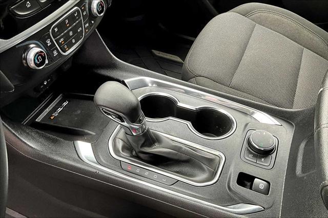 Photo of 2023 Northsky Blue Metallic Chevrolet Traverse