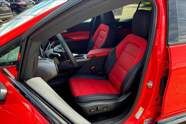 Photo of 2025 Habanero Orange Chevrolet Equinox EV