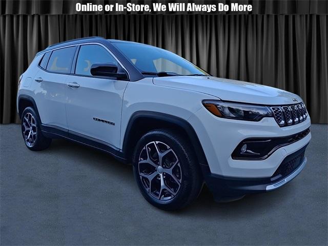 Photo of 2024 Bright White Clearcoat Jeep Compass