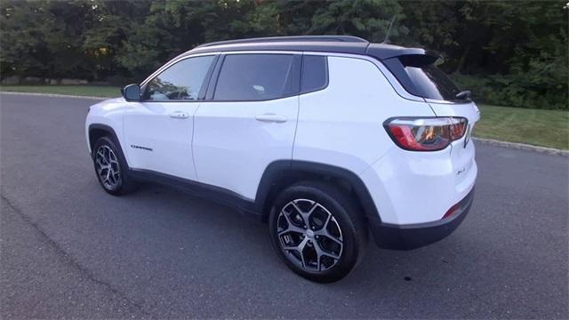 Photo of 2024 Bright White Clearcoat Jeep Compass